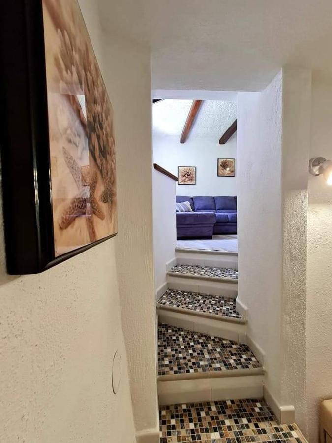 Appartamento Nel Cuore Del Centro Storico Maratea Bagian luar foto